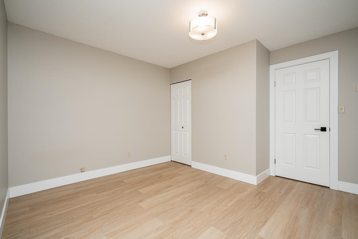 Staircase Photo of 25016 59 Avenue, Langley, BC