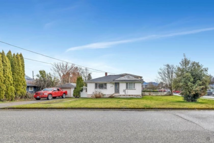 9370 Stanley Street, Chilliwack, BC, Chilliwack — Single Family Residence for sale
