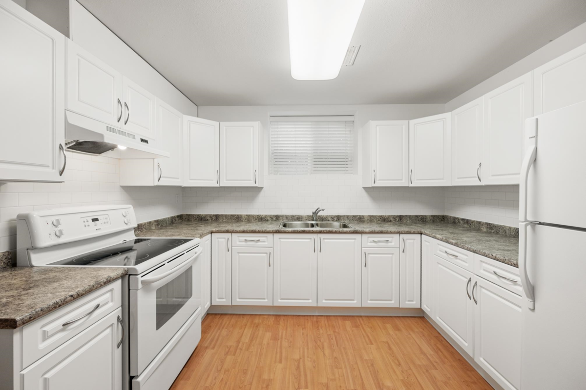 Entry Foyer Photo of 18667 63a Avenue, Surrey, BC