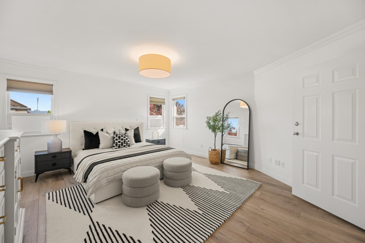 Guest Bathroom Photo of 18667 63a Avenue, Surrey, BC