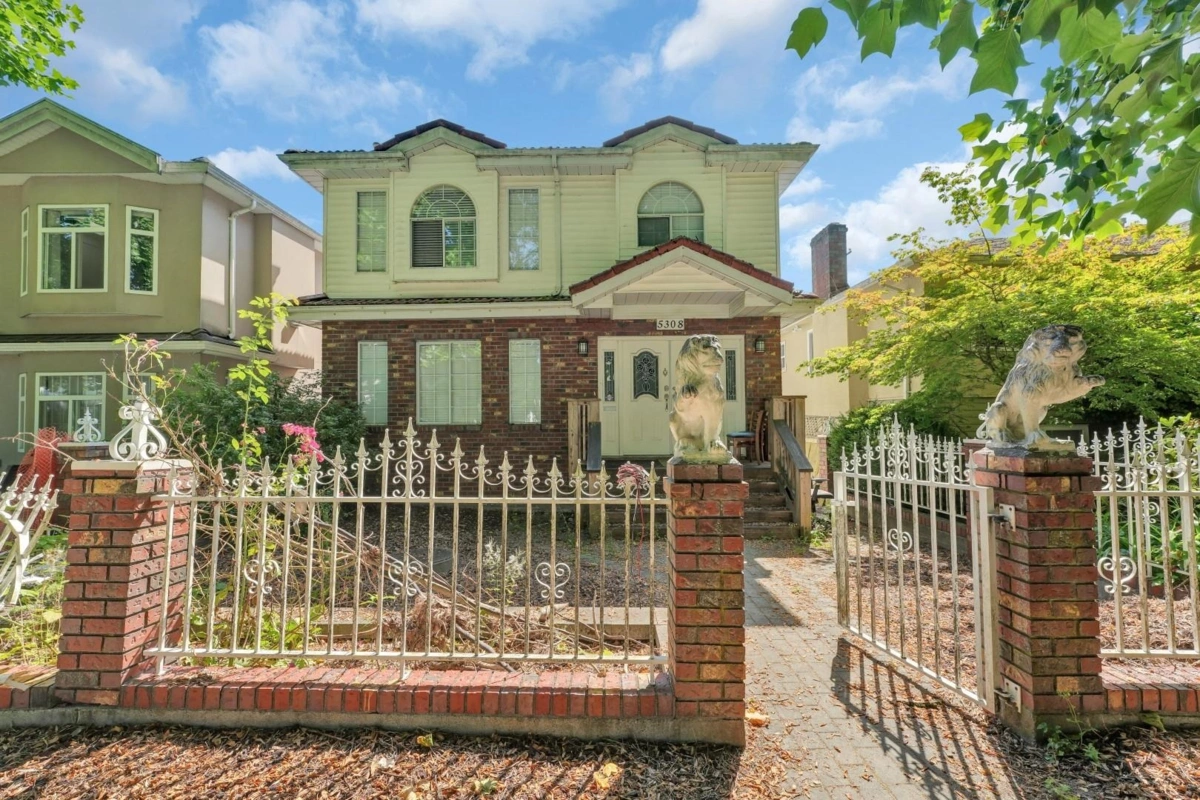 Bedroom 4 Photo of 5338 Chambers Street, Vancouver, BC