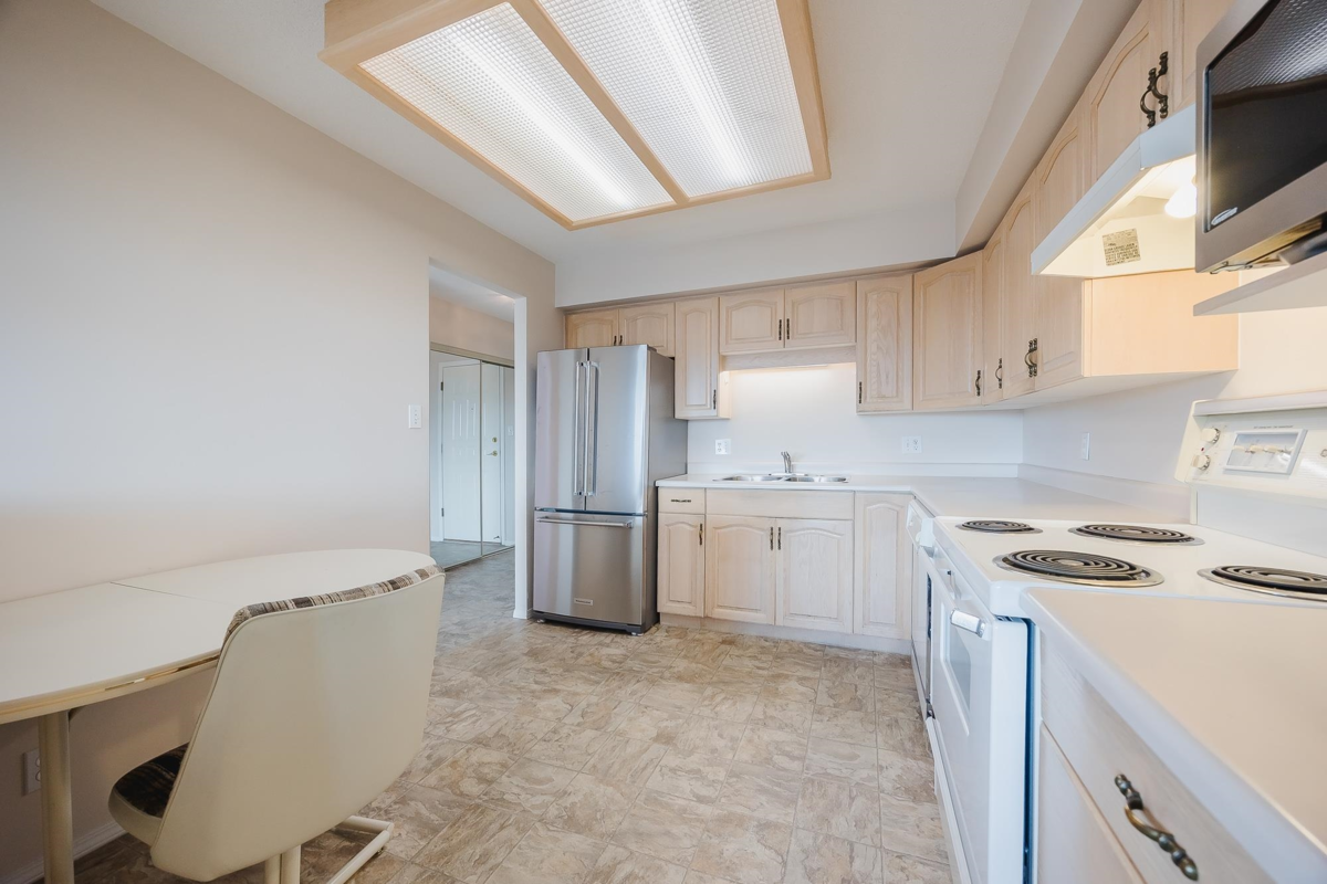 Breakfast Nook Photo of 705 3170 Gladwin Road, Abbotsford, BC