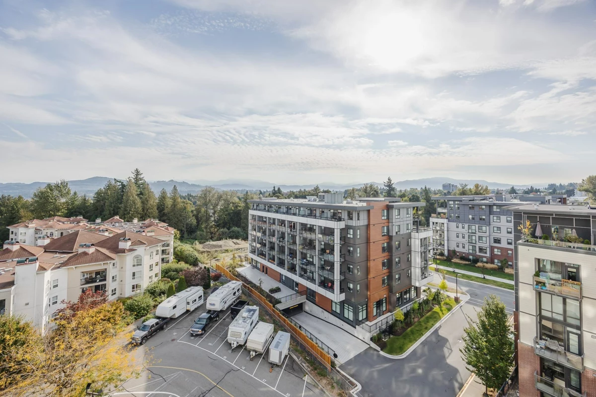Hot Tub / Spa Photo of 705 3170 Gladwin Road, Abbotsford, BC