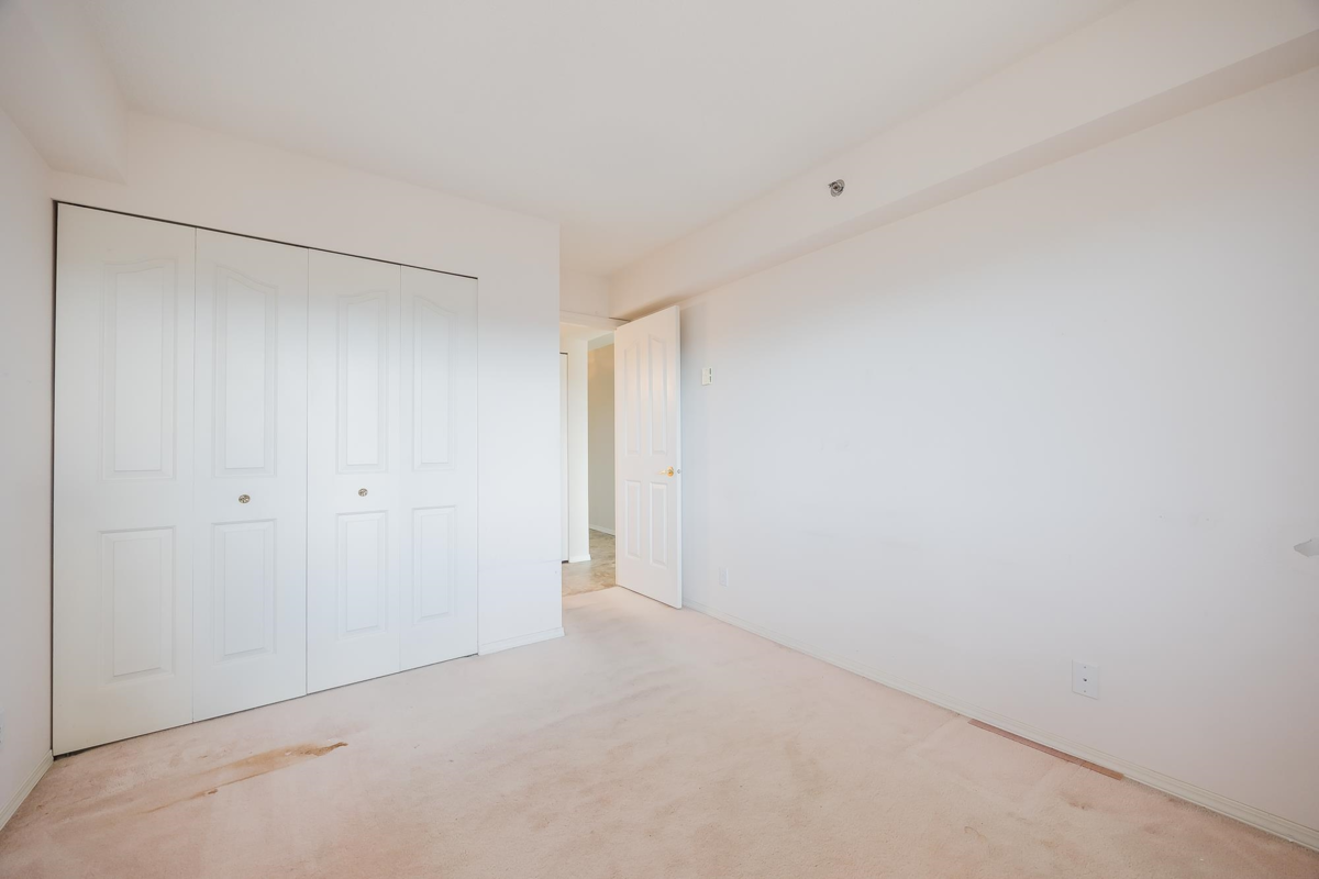 Outdoor Deck Photo of 705 3170 Gladwin Road, Abbotsford, BC