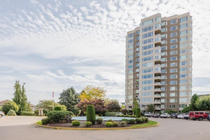 705 3170 Gladwin Road, Abbotsford, BC, Abbotsford — Apartment/Condo for sale
