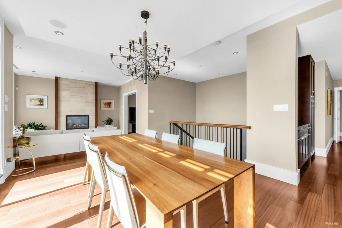 Bedroom 2 Photo of 102 2575 Garden Court, West Vancouver, BC