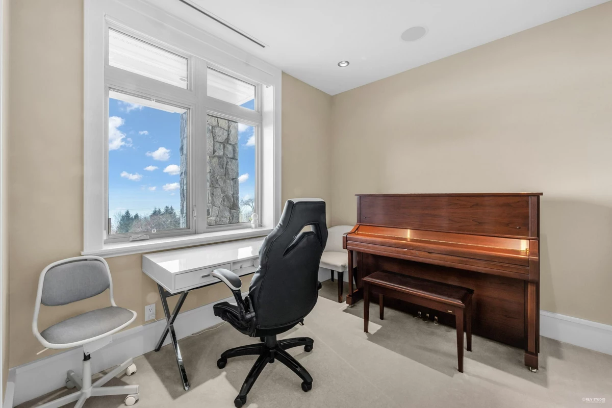 Community Amenities Photo (Clubhouse) of 102 2575 Garden Court, West Vancouver, BC