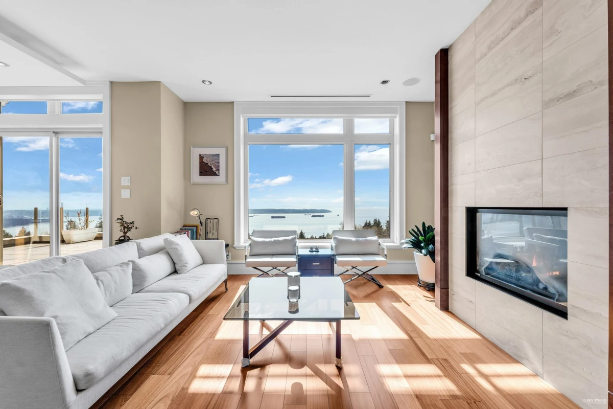 Living Room Photo of 102 2575 Garden Court, West Vancouver, BC
