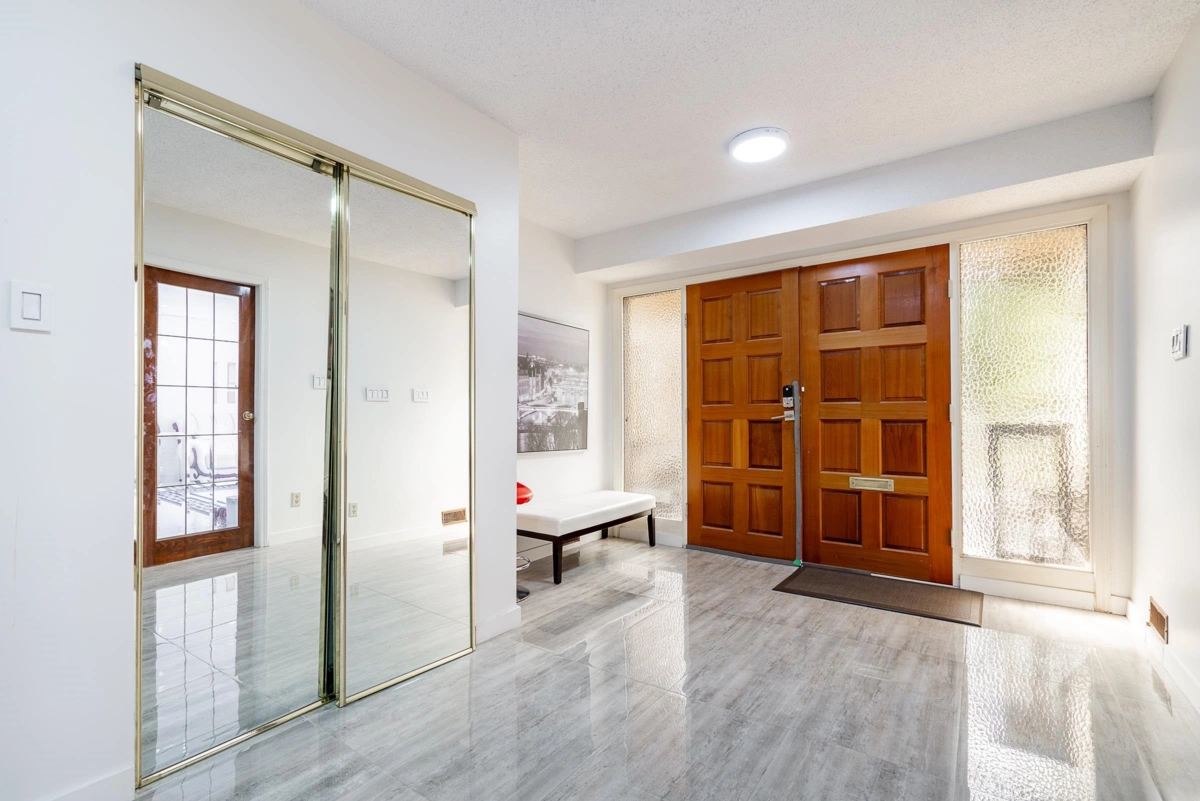 Family Room Photo of 2940 Dresden Way, North Vancouver, BC