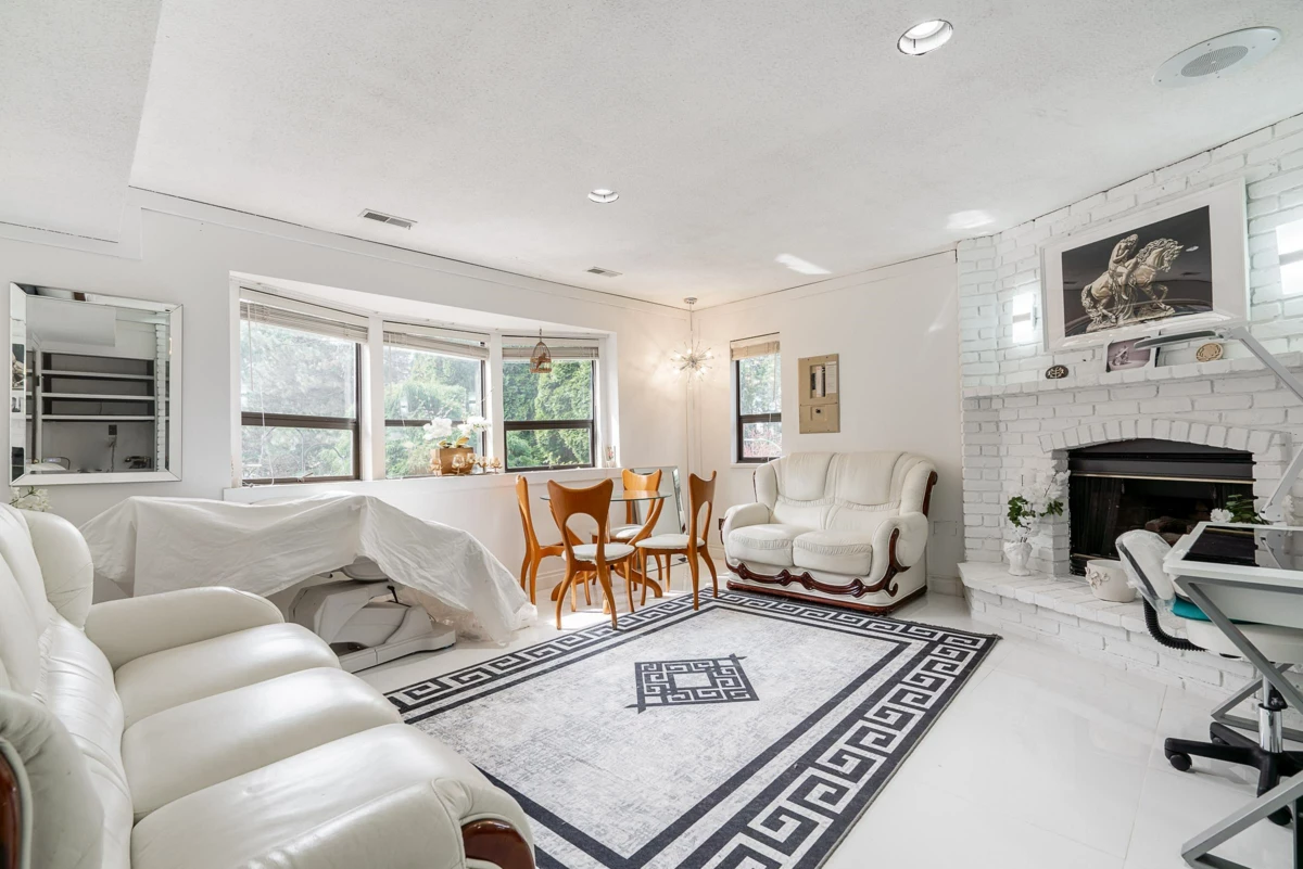 Loft / Bonus Room Photo of 2940 Dresden Way, North Vancouver, BC