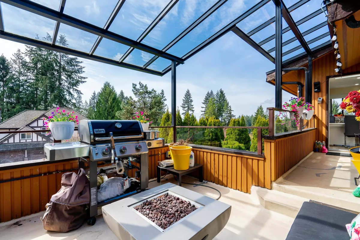 Walk-In Closet Photo of 2940 Dresden Way, North Vancouver, BC