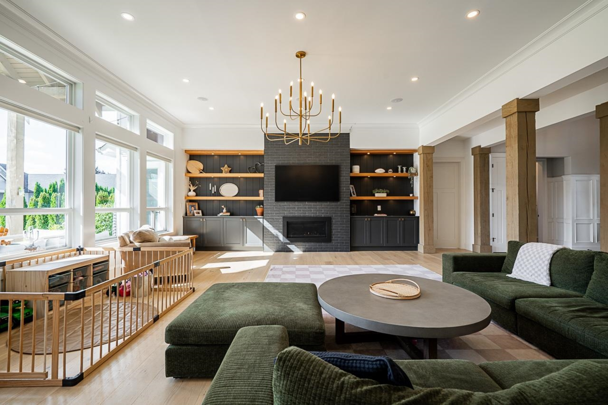 Family Room Photo of 1 23256 34a Avenue, Langley, BC