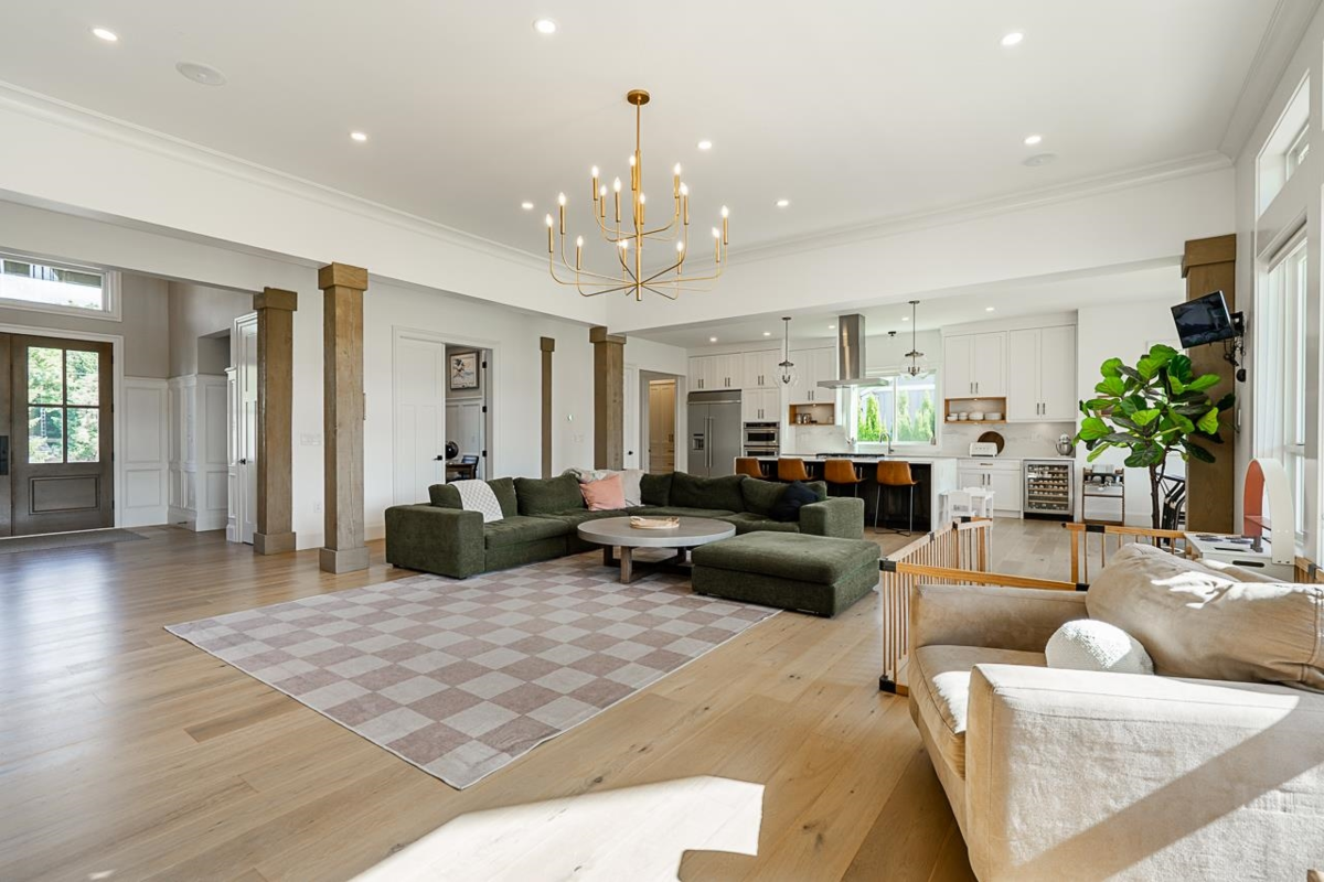 Kitchen Photo of 1 23256 34a Avenue, Langley, BC