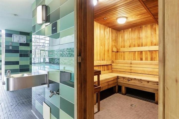 Hallway Photo of 1106 980 Cooperage Way, Vancouver, BC