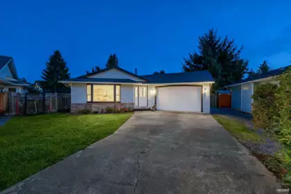23369 117b Avenue, Maple Ridge, BC, Maple Ridge — Single Family Residence for sale