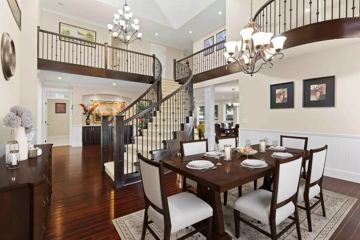 Family Room Photo of 14225 69a Avenue, Surrey, BC