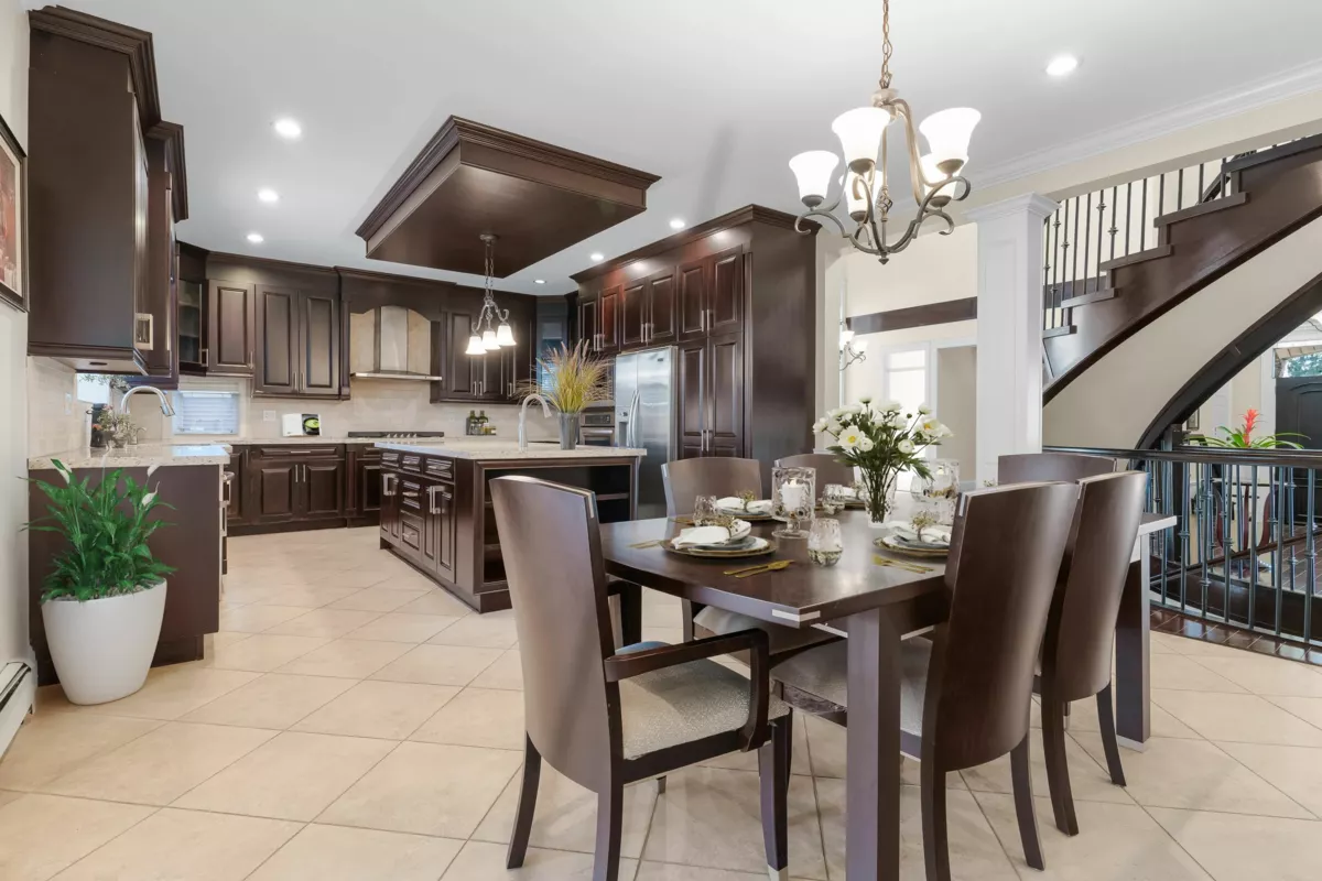 Kitchen Island Photo of 14225 69a Avenue, Surrey, BC