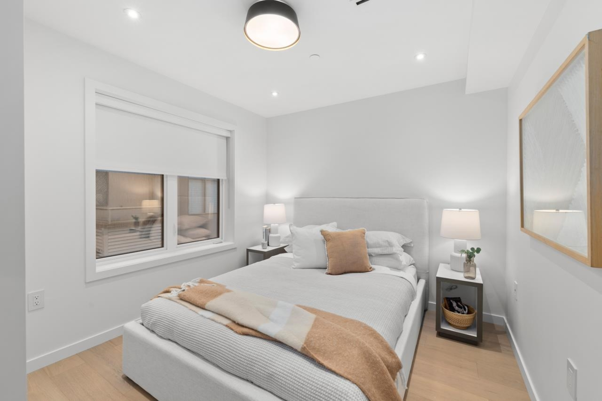 Hallway Photo of 683 W 18th Avenue, Vancouver, BC