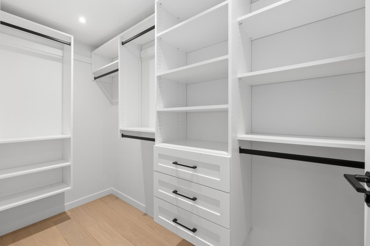 Swimming Pool Photo of 683 W 18th Avenue, Vancouver, BC