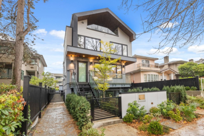 683 W 18th Avenue, Vancouver, BC, Vancouver — Half Duplex for sale