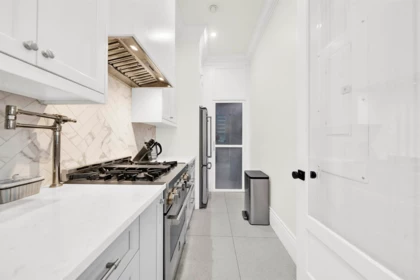 Walk-In Closet Photo of 20208 42 Avenue, Langley, BC