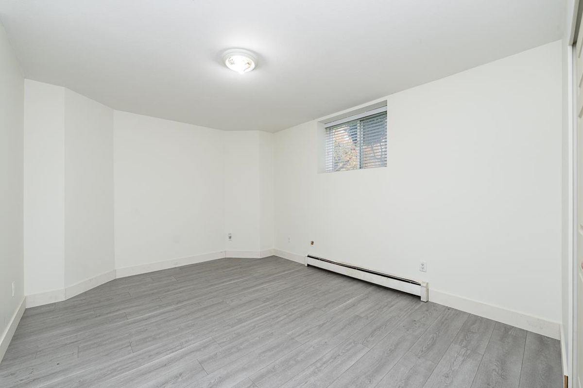 Front Yard Photo of 10132 156th Street, Surrey, BC