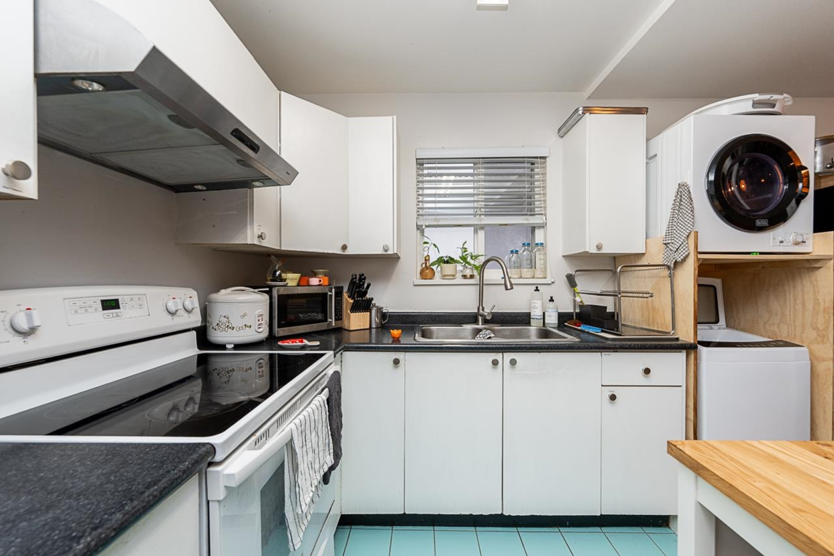 Staircase Photo of 10132 156th Street, Surrey, BC