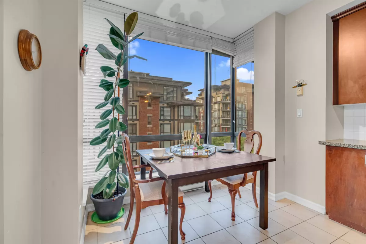 Basement Recreation Room Photo of 603 1550 Martin Street, White Rock, BC