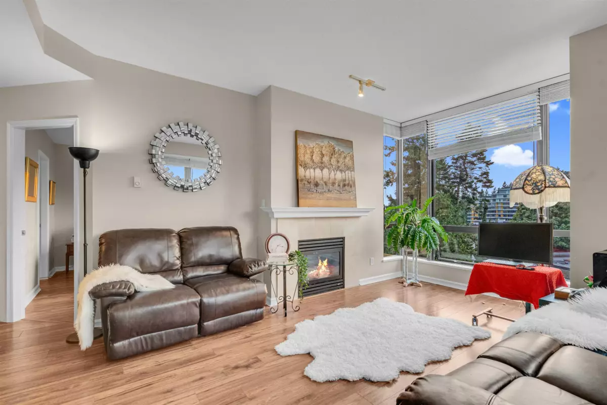 Bedroom 3 Photo of 603 1550 Martin Street, White Rock, BC