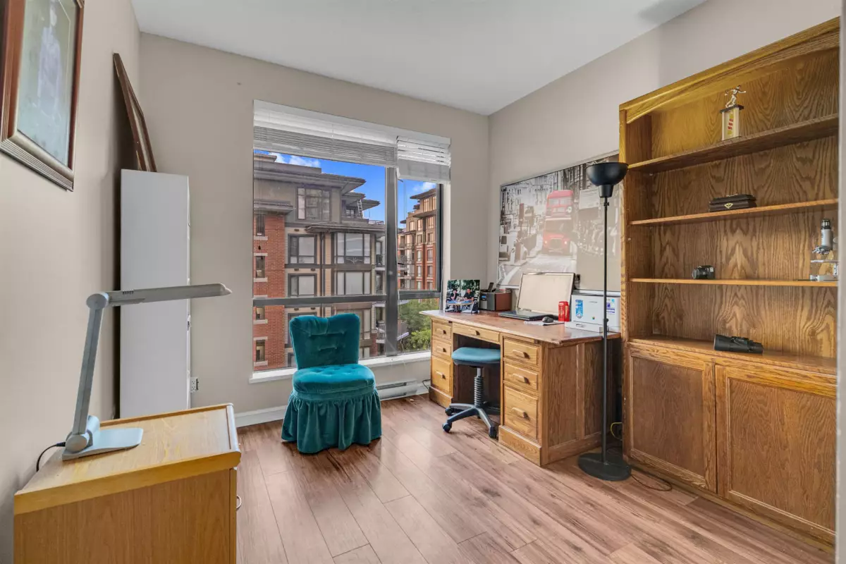 Garden / Landscaping Photo of 603 1550 Martin Street, White Rock, BC