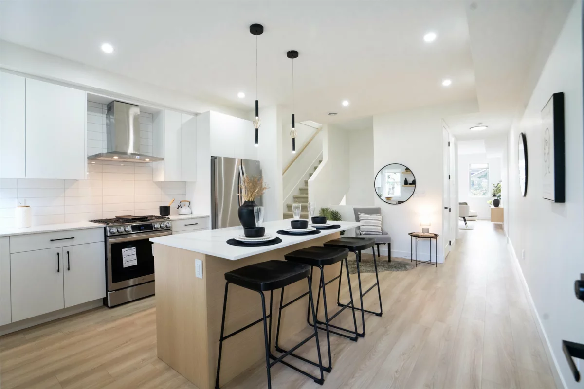 Exterior Front Photo of 7 14311 60 Avenue, Surrey, BC