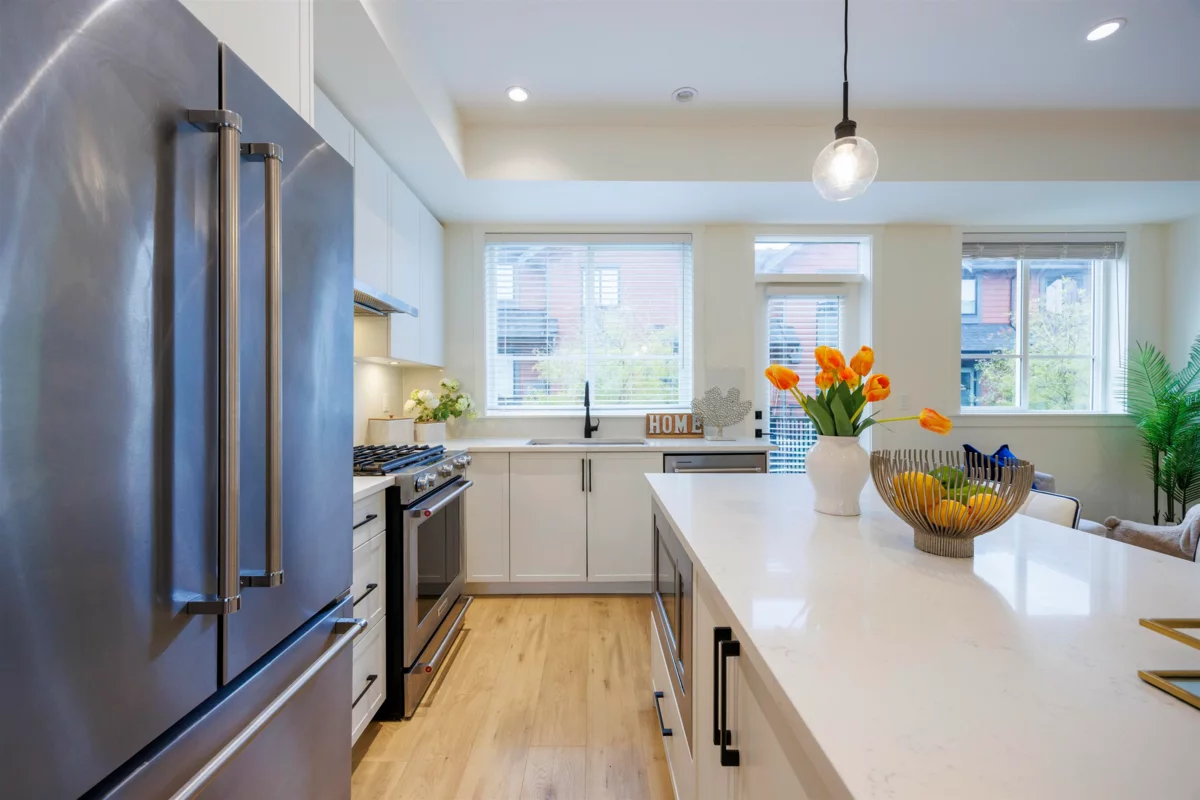 Bedroom 3 Photo of 6 19935 75a Avenue, Langley, BC