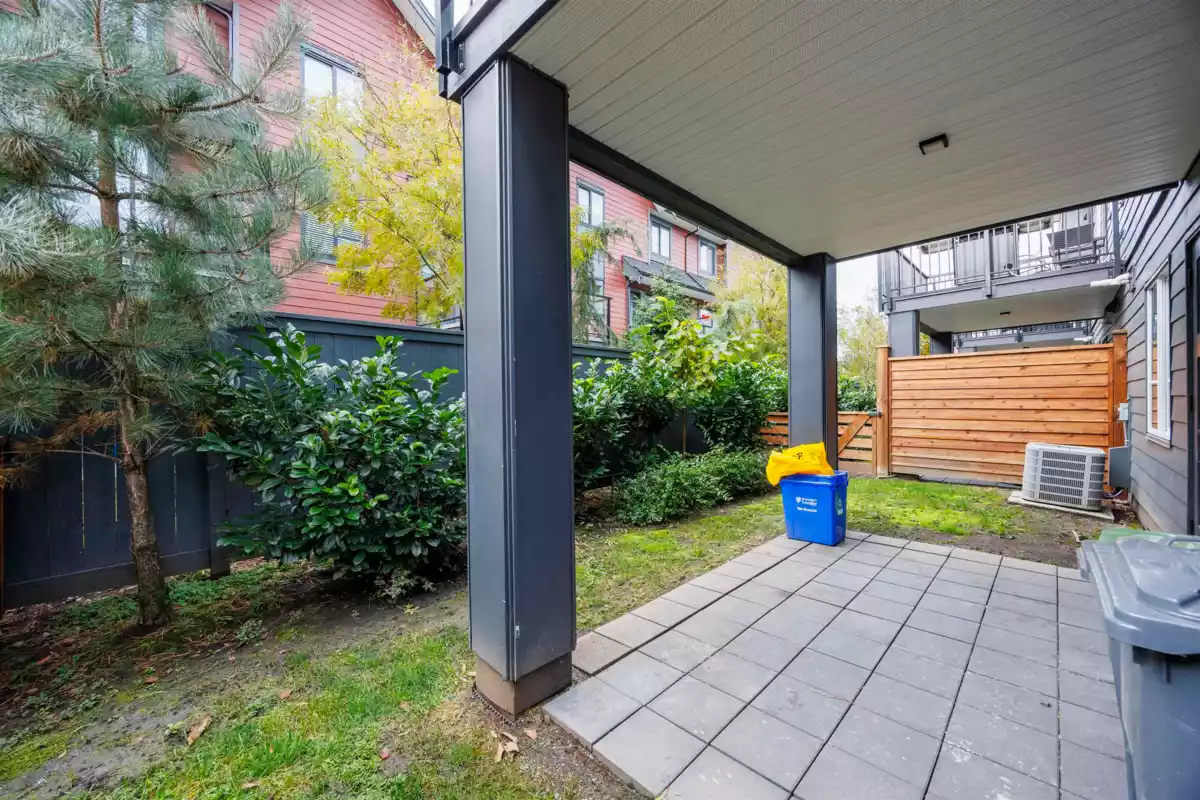 Hot Tub / Spa Photo of 6 19935 75a Avenue, Langley, BC