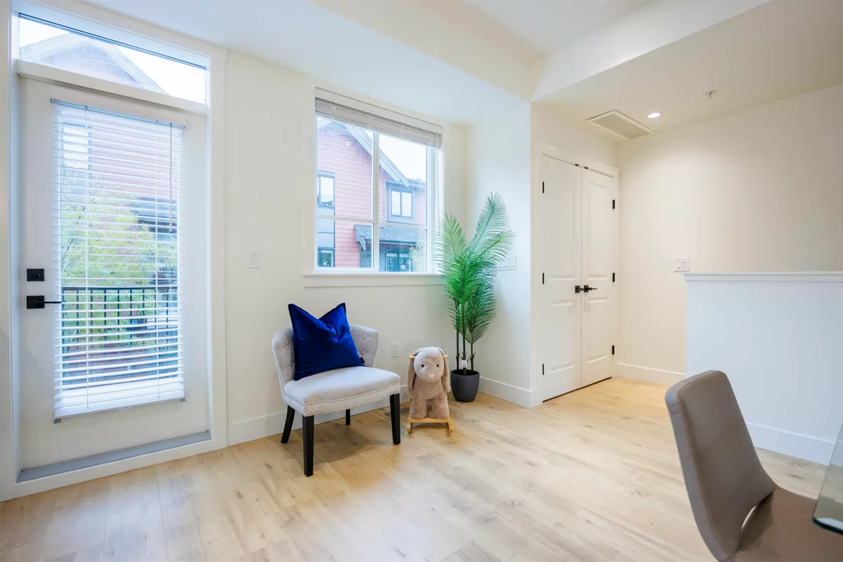 Office / Den Photo of 6 19935 75a Avenue, Langley, BC