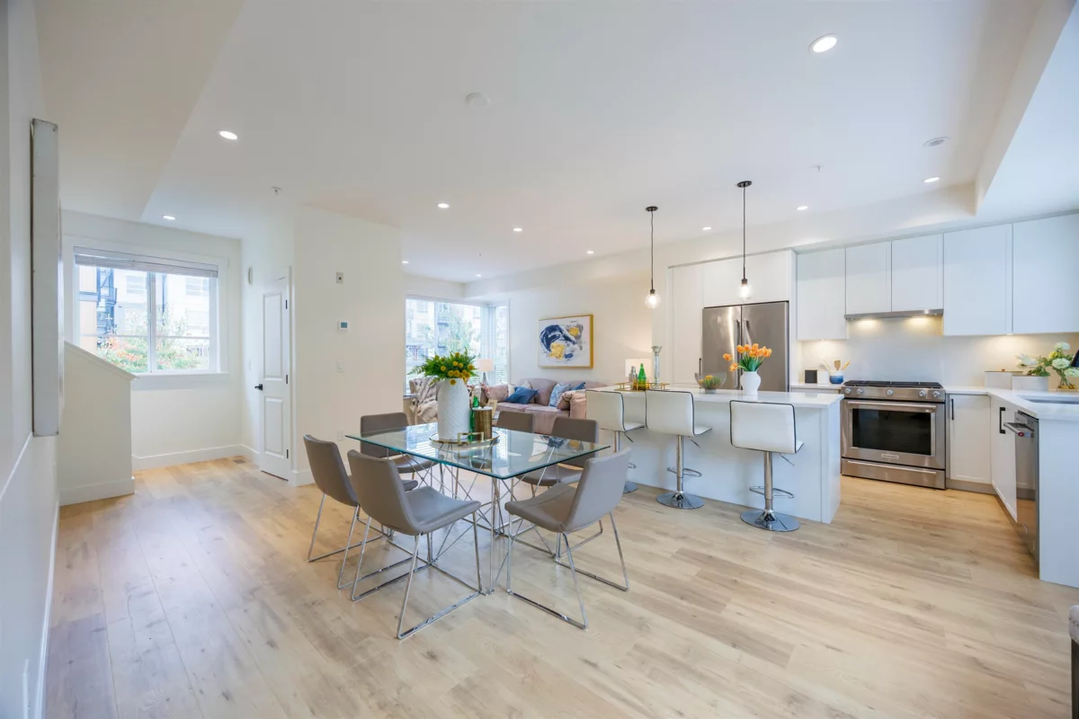 Walk-In Closet Photo of 6 19935 75a Avenue, Langley, BC