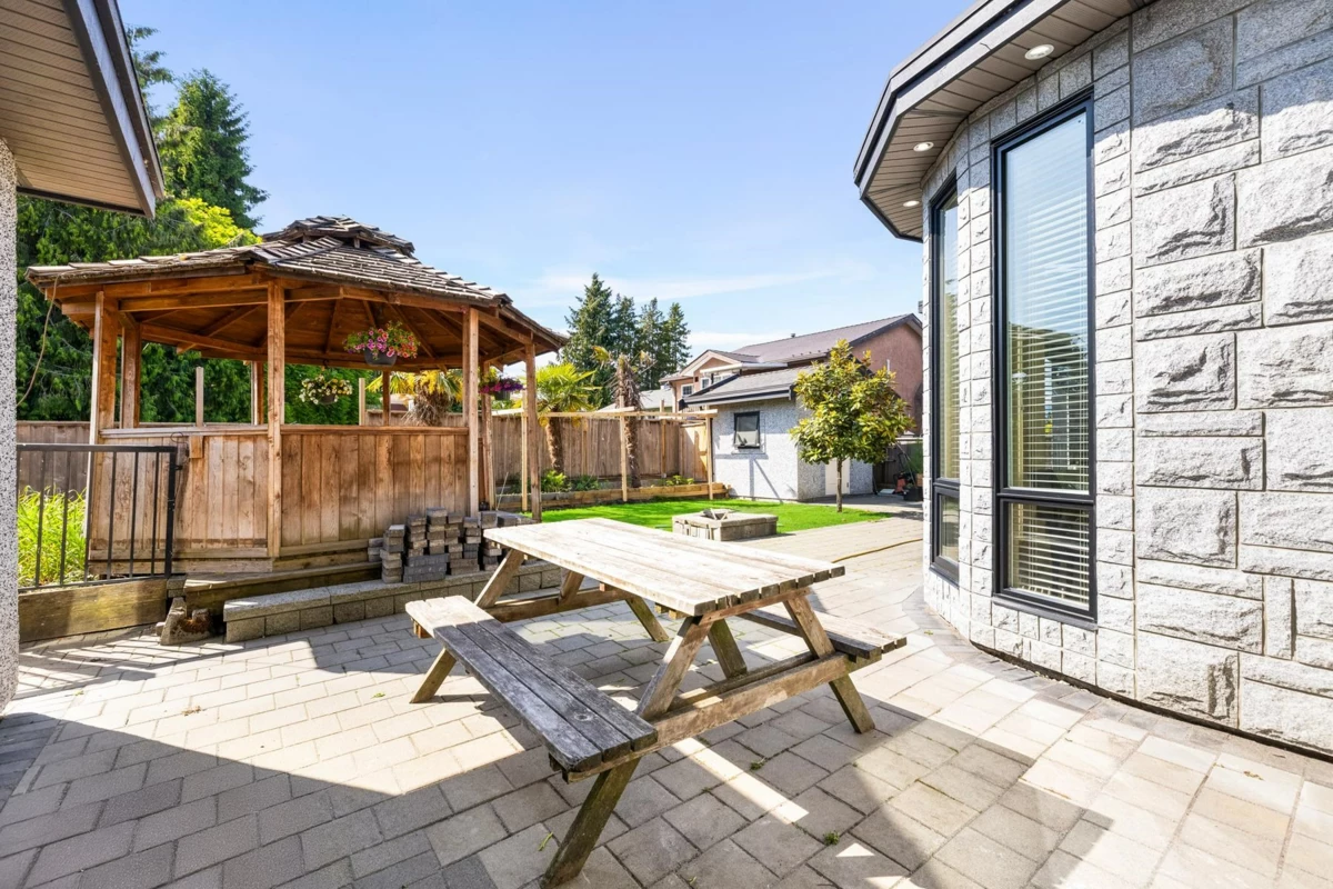 Dining Area Photo of 2091 Mclennan Avenue, Richmond, BC