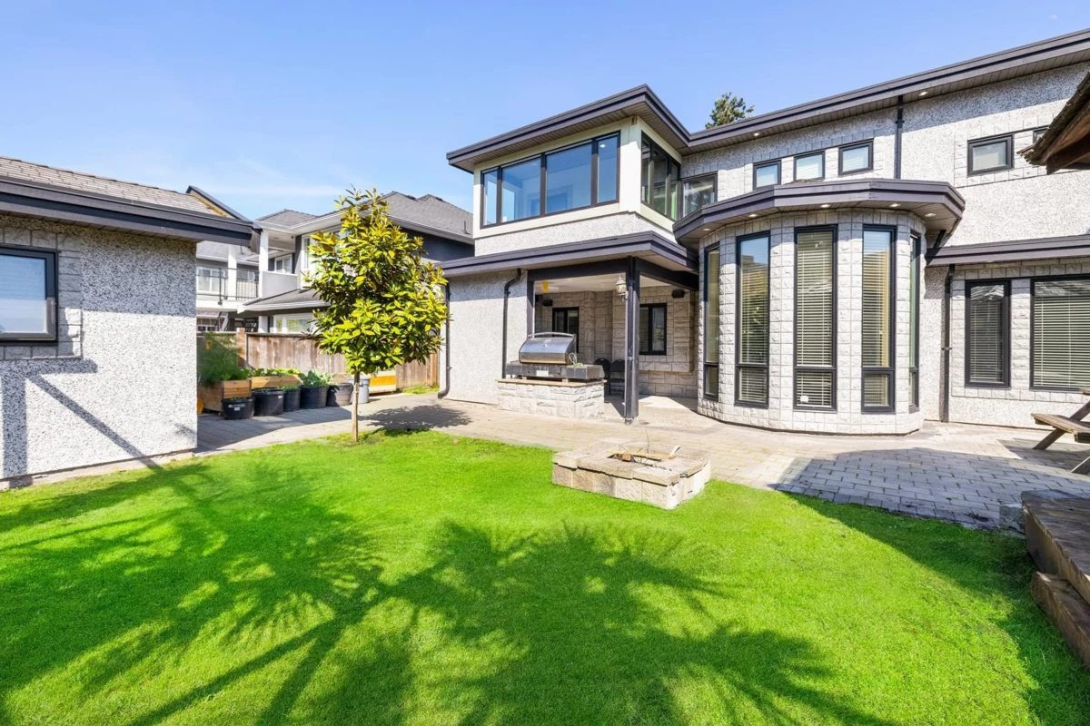 Family Room Photo of 2091 Mclennan Avenue, Richmond, BC