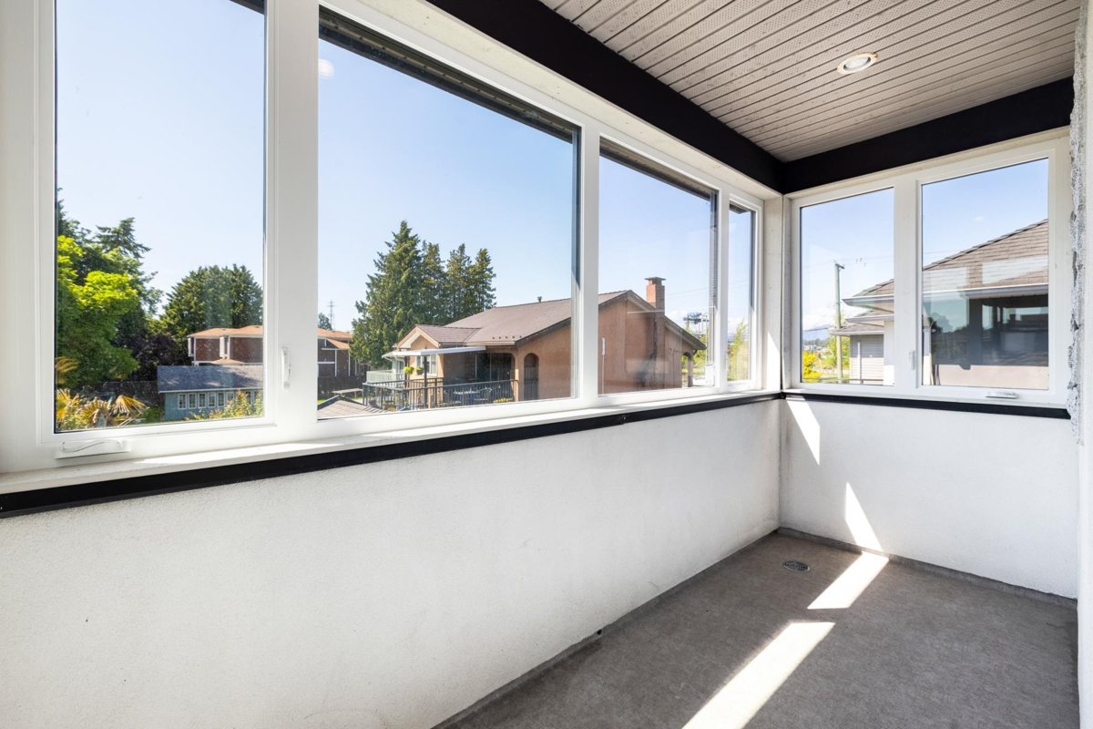 Staircase Photo of 2091 Mclennan Avenue, Richmond, BC