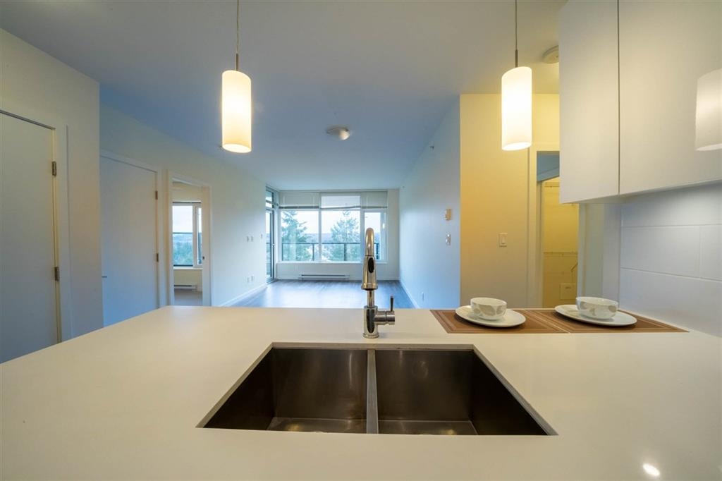 Dining Area Photo of 1905 3080 Lincoln Avenue, Coquitlam, BC