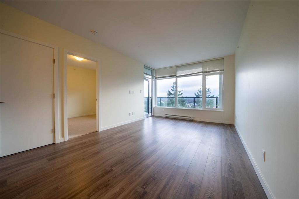 Pantry Photo of 1905 3080 Lincoln Avenue, Coquitlam, BC