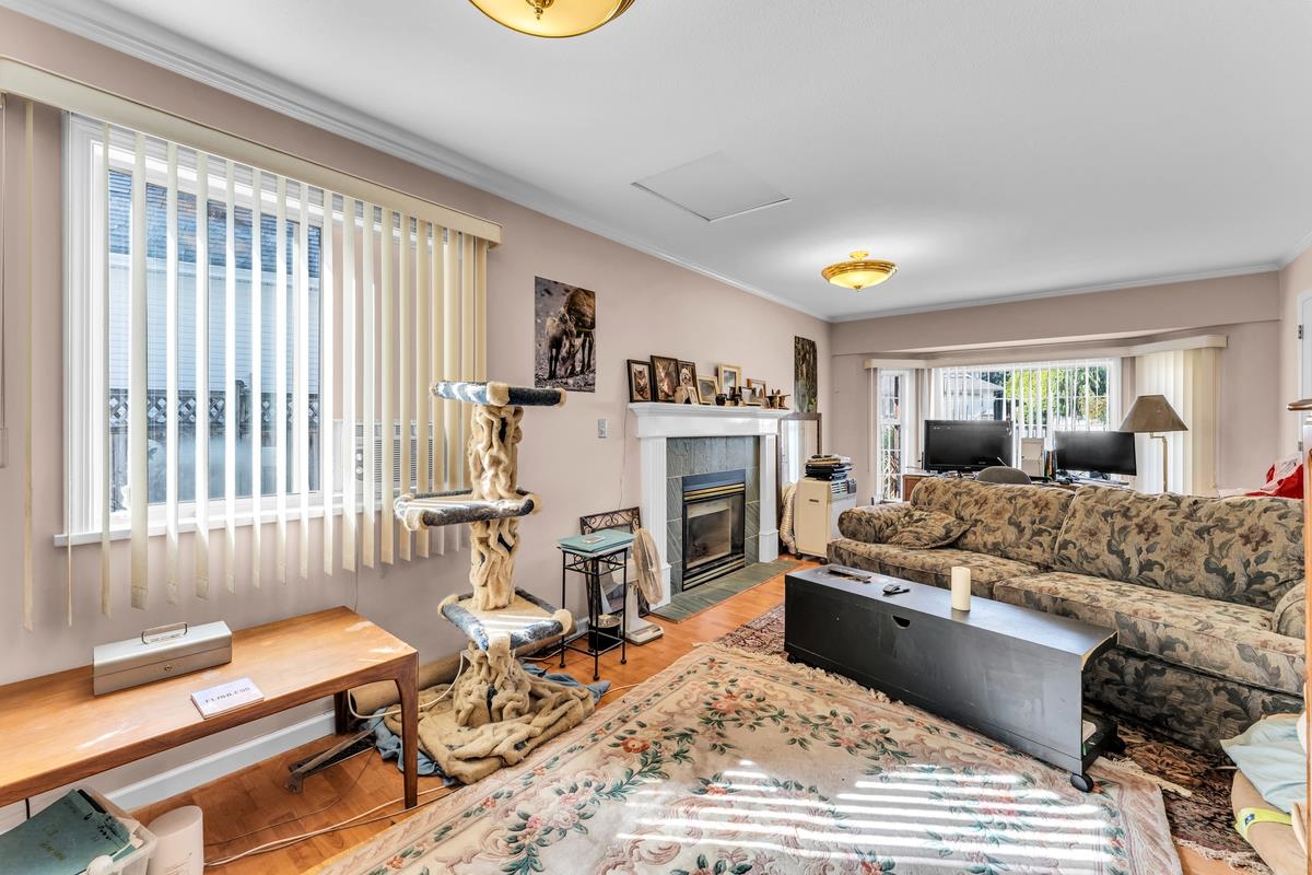 Loft / Bonus Room Photo of 16160 14b Avenue, Surrey, BC