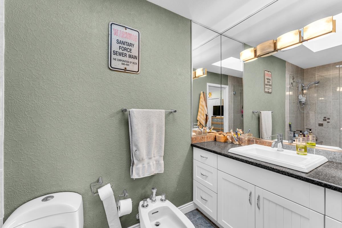 Office / Den Photo of 16160 14b Avenue, Surrey, BC