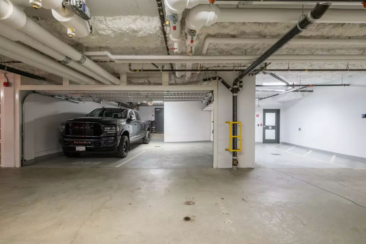 Garden / Landscaping Photo of 111 747 E 3rd Street, North Vancouver, BC