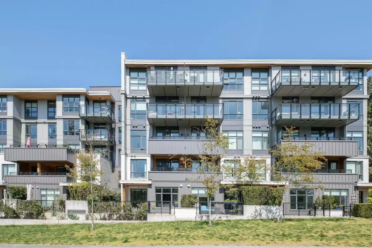 Hot Tub / Spa Photo of 111 747 E 3rd Street, North Vancouver, BC