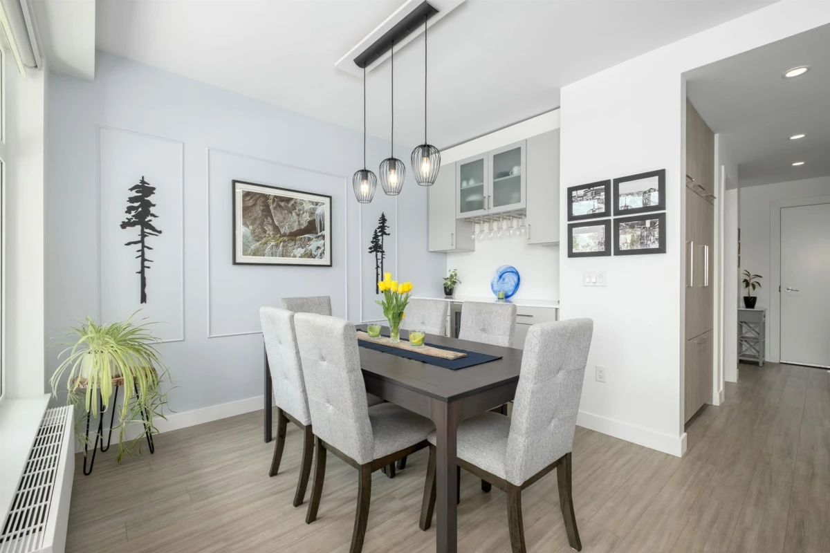 Walk-In Closet Photo of 111 747 E 3rd Street, North Vancouver, BC