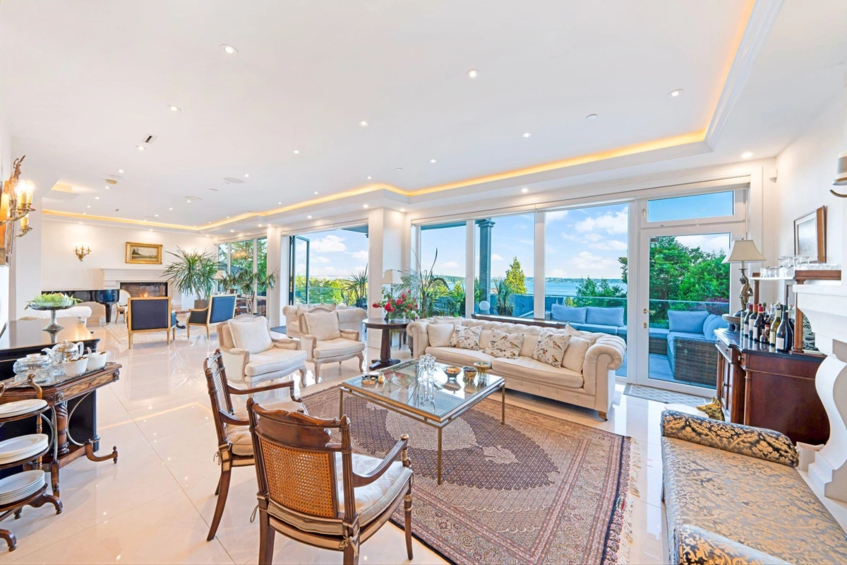 Office / Den Photo of 2538 Ottawa Avenue, West Vancouver, BC