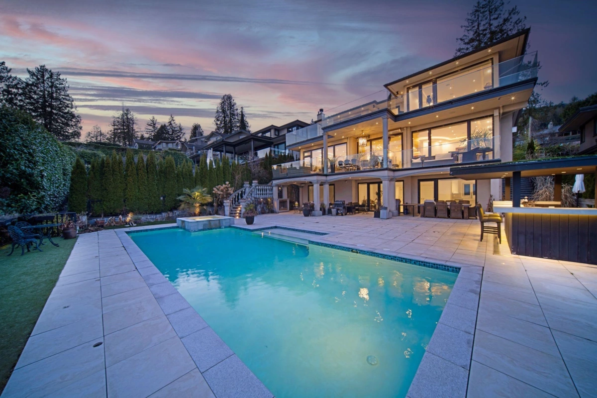 Playground / Recreational Area Near 2538 Ottawa Avenue, West Vancouver, BC