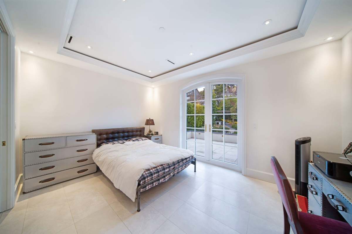 Street View Photo of 2538 Ottawa Avenue, West Vancouver, BC