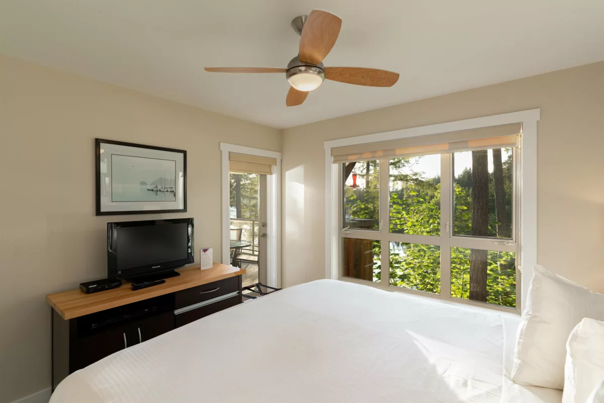 Bedroom 4 Photo of 30B 12849 Lagoon Road, Madeira Park, BC