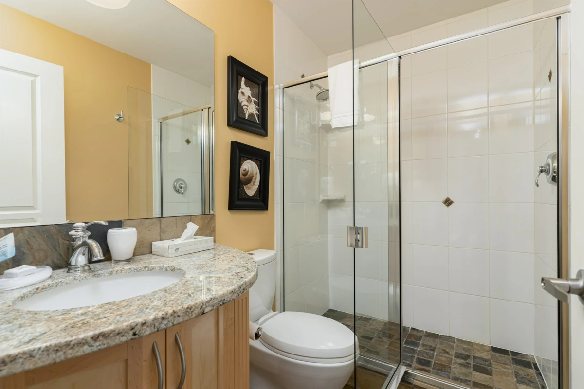 Guest Bathroom Photo of 30B 12849 Lagoon Road, Madeira Park, BC